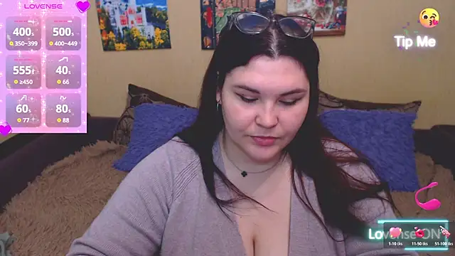 Snapshot of JuliaKeln chatting on May 2026 06:09:01 PM JuliaKeln online show from May 2026 06:09:01 PM