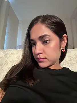 CuteeRose online show from March 2026 05:52:02 PM