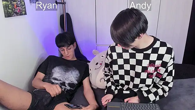 Snapshot of Aventure_Twinks chatting on January 2025 07:17:01 AM Aventure Twinks online show from January 2025 07:17:01 AM