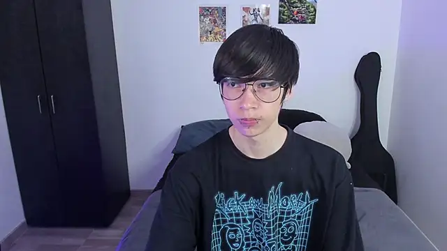 Snapshot of Aventure_Twinks chatting on February 2025 11:09:02 PM Aventure Twinks online show from February 2025 11:09:02 PM