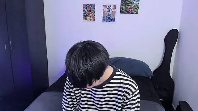 Snapshot of Aventure_Twinks chatting on October 2025 03:06:02 AM Aventure Twinks online show from October 2025 03:06:02 AM