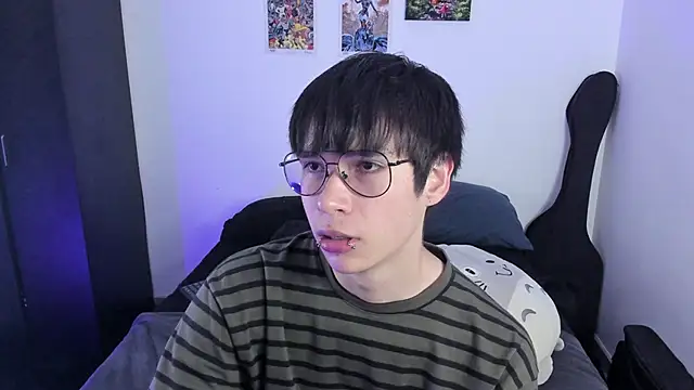 Snapshot of Aventure_Twinks chatting on October 2025 02:52:01 AM Aventure Twinks online show from October 2025 02:52:01 AM