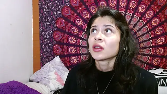 AbbySccott online show from December 2025 12:06:01 AM