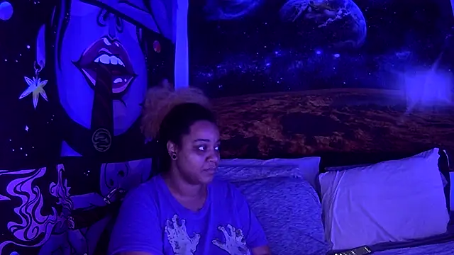 AutumnHart online show from December 2024 02:02:01 PM