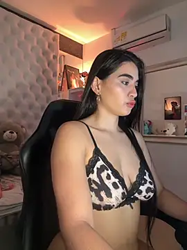 ZarahEvans online show from September 2025 07:24:02 PM