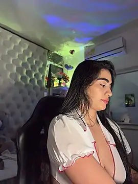ZarahEvans online show from May 2026 08:05:01 PM