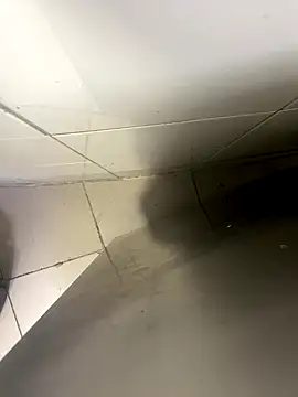 SLhotman online show from September 2025 09:53:02 AM