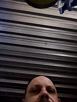 Snapshot of OFICINA_Simas-Turbo chatting on September 2025 03:08:01 AM OFICINA Simas-Turbo online show from September 2025 03:08:01 AM