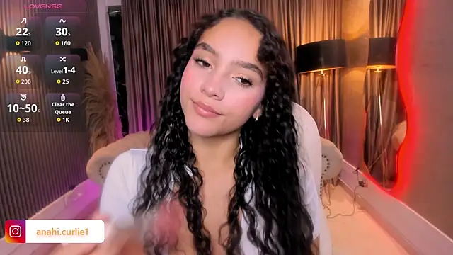 Snapshot of anahi_curlie1 chatting on June 2026 11:31:01 AM anahi curlie1 online show from June 2026 11:31:01 AM