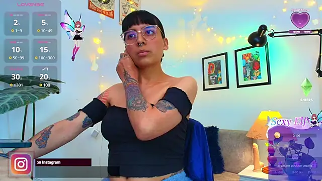 Yeriawaddell  online show from March 2025 06:55:01 PM