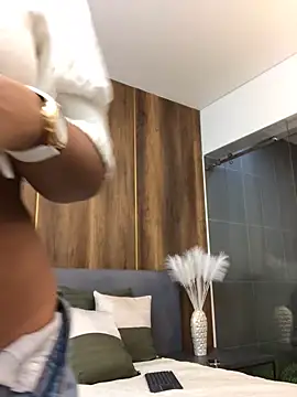 JuanaSimons online show from February 2025 07:13:01 PM