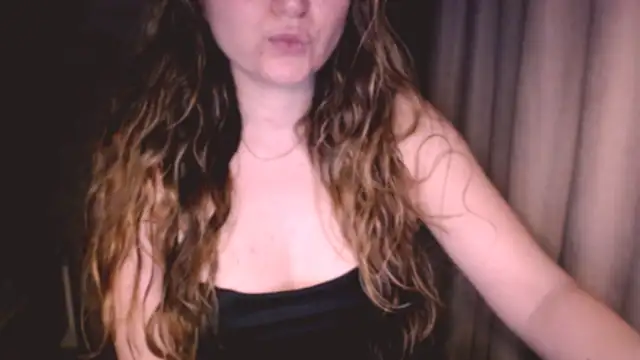 Snapshot of fiona_cute_2 chatting on December 2025 07:41:01 PM fiona cute 2 online show from December 2025 07:41:01 PM