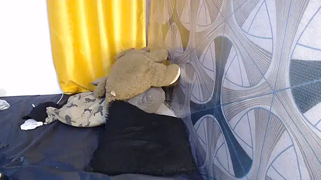 Candiey001 online show from January 2025 08:00:01 PM