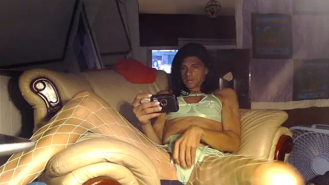 Brooke-lynn online show from September 2025 07:12:02 AM