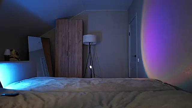 VikkiLustfull online show from November 2025 12:16:01 PM