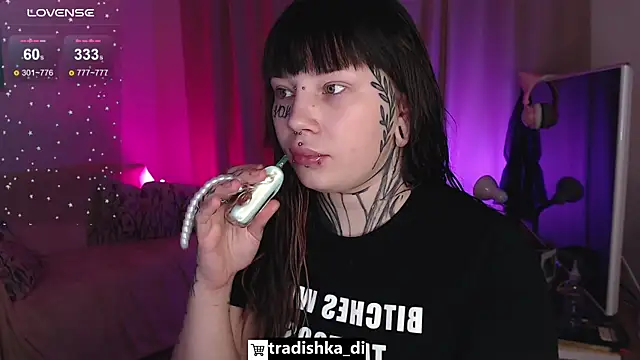 tradishka online show from November 2025 05:45:02 AM