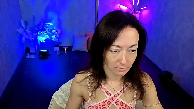 Snapshot of kimberlyray777 chatting on June 2026 04:41:02 AM kimberlyray777 online show from June 2026 04:41:02 AM