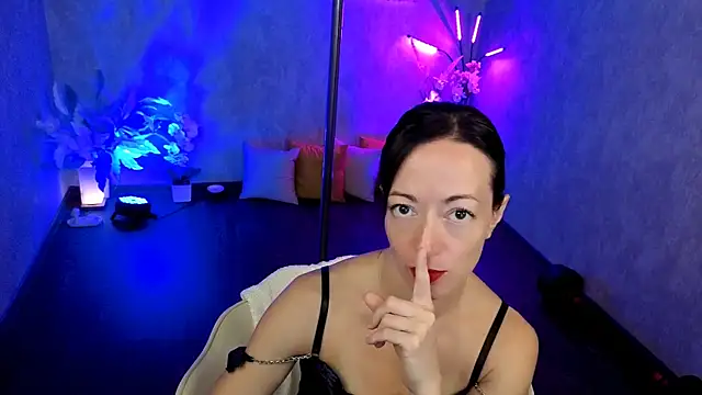 Snapshot of kimberlyray777 chatting on July 2026 07:08:01 AM kimberlyray777 online show from July 2026 07:08:01 AM
