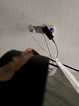 parejamlga58 online show from November 2025 03:00:01 PM