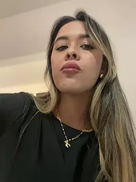 Snapshot of Emilia_Bakerr chatting on January 2025 06:21:01 PM Emilia Bakerr online show from January 2025 06:21:01 PM