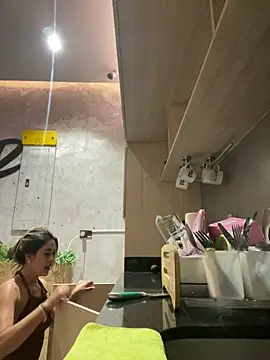 Snapshot of Emilia_Bakerr chatting on January 2025 06:39:01 PM Emilia Bakerr online show from January 2025 06:39:01 PM