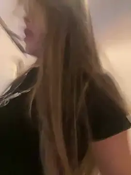 Snapshot of Emilia_Bakerr chatting on March 2025 06:16:01 PM Emilia Bakerr online show from March 2025 06:16:01 PM