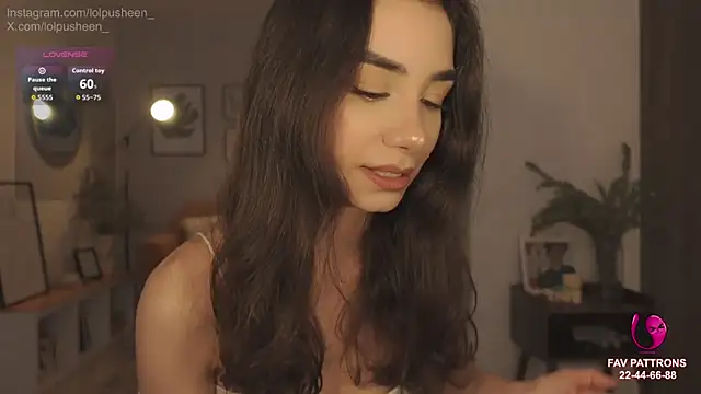 Snapshot of JulietteDee chatting on June 2026 10:07:01 PM JulietteDee online show from June 2026 10:07:01 PM