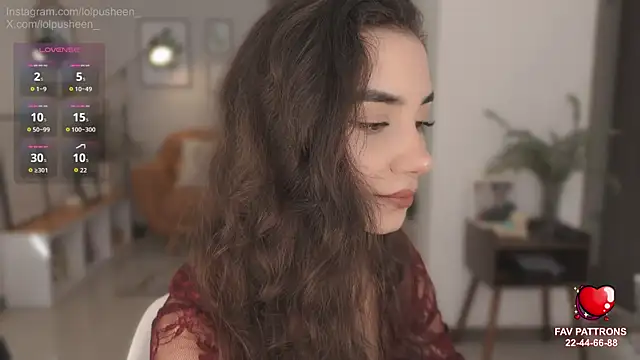 Snapshot of JulietteDee chatting on June 2026 09:41:02 PM JulietteDee online show from June 2026 09:41:02 PM