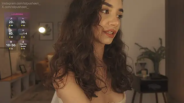 Snapshot of JulietteDee chatting on July 2026 09:43:01 PM JulietteDee online show from July 2026 09:43:01 PM
