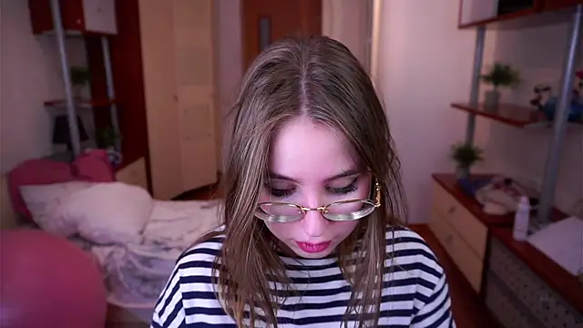 Snapshot of BanemAcard chatting on March 2026 07:15:01 AM BanemAcard online show from March 2026 07:15:01 AM