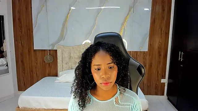 Snapshot of lia_16 chatting on May 2026 11:06:02 AM lia 16 online show from May 2026 11:06:02 AM