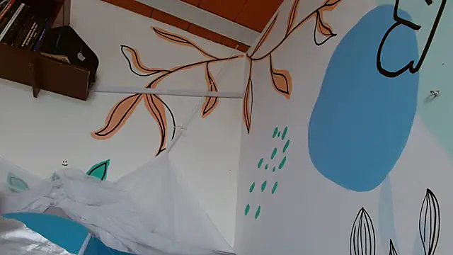 lupita84 online show from December 2025 06:15:01 PM