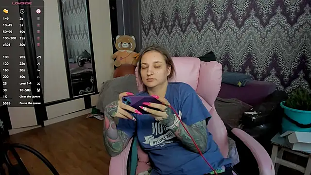 AlexRacc00n online show from January 2025 06:00:01 AM