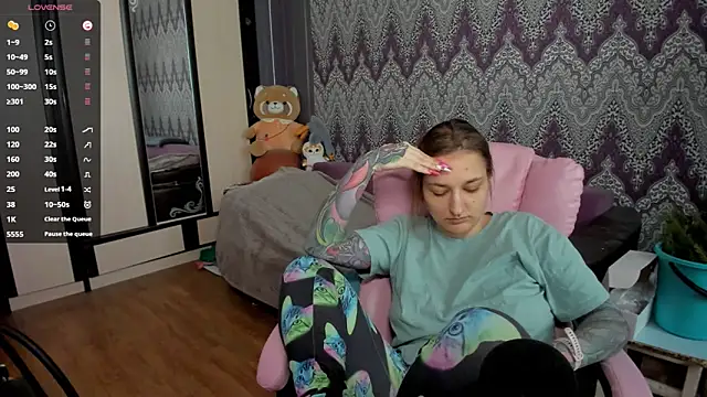 AlexRacc00n online show from January 2025 07:54:01 AM