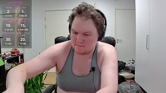 kresser1995DK21 online show from January 2025 06:43:01 PM