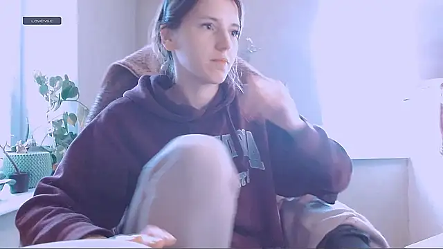 RosaJil online show from April 2026 02:06:02 PM