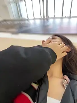 QuitieLia online show from December 2024 08:18:01 AM