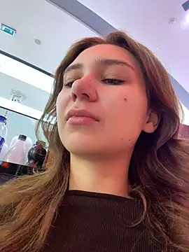 QuitieLia online show from January 2026 08:28:02 AM