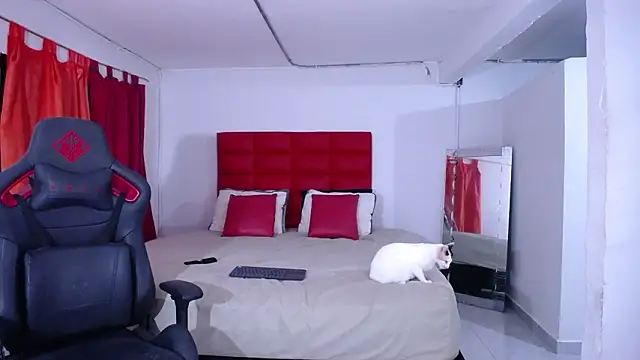 LyonGallego  online show from February 2026 10:20:02 AM