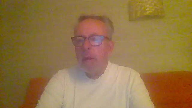 Snapshot of tuggy59 chatting on May 2026 05:23:01 AM tuggy59 online show from May 2026 05:23:01 AM