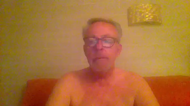 Snapshot of tuggy59 chatting on May 2026 04:51:02 AM tuggy59 online show from May 2026 04:51:02 AM