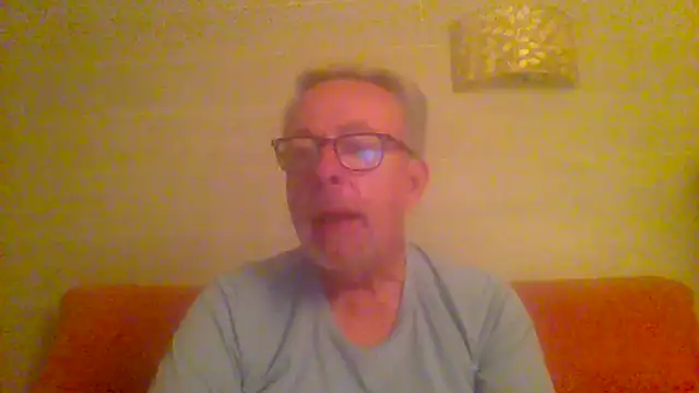 Snapshot of tuggy59 chatting on May 2026 04:09:02 AM tuggy59 online show from May 2026 04:09:02 AM