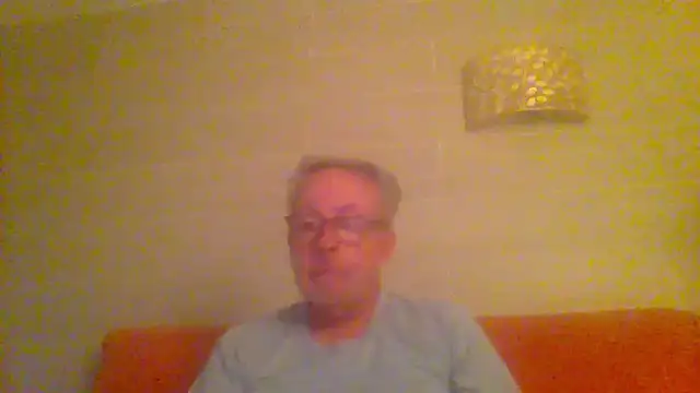 Snapshot of tuggy59 chatting on May 2026 04:51:01 AM tuggy59 online show from May 2026 04:51:01 AM