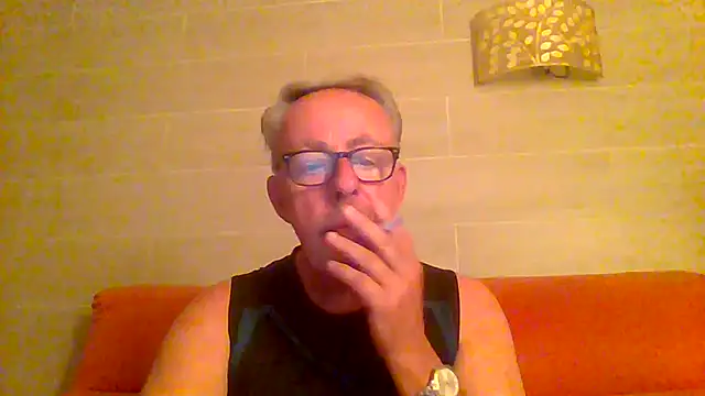 Snapshot of tuggy59 chatting on July 2026 03:56:02 AM tuggy59 online show from July 2026 03:56:02 AM