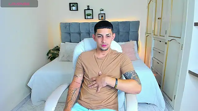 Alex cute77 online show from March 2025 12:12:02 PM