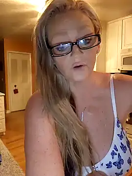 Southern Bella online show from December 2024 12:22:01 PM