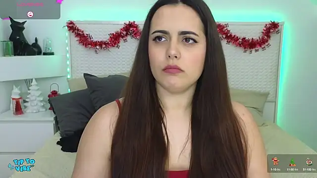 Snapshot of Eva_Rogers_ chatting on January 2025 01:31:01 PM Eva Rogers  online show from January 2025 01:31:01 PM