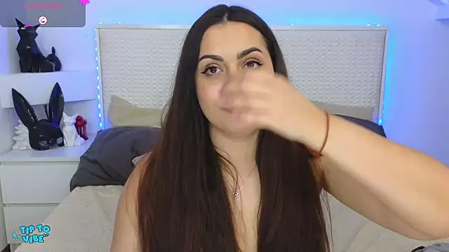 Snapshot of Eva_Rogers_ chatting on January 2025 04:55:02 PM Eva Rogers  online show from January 2025 04:55:02 PM