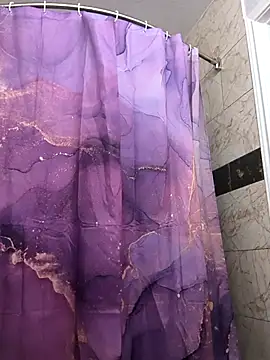 Snapshot of icyMike43 chatting on February 2026 02:33:01 PM icyMike43 online show from February 2026 02:33:01 PM