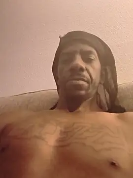 Snapshot of icyMike43 chatting on February 2026 07:36:02 AM icyMike43 online show from February 2026 07:36:02 AM